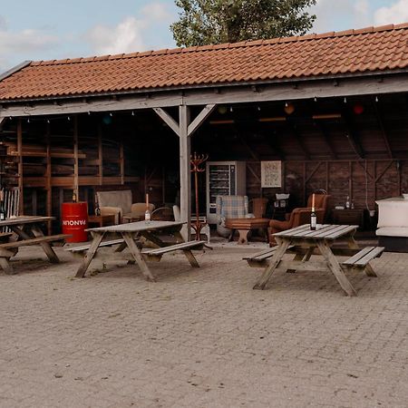 Finse Woning Op Camping De Tulpenweide Breezand Екстериор снимка
