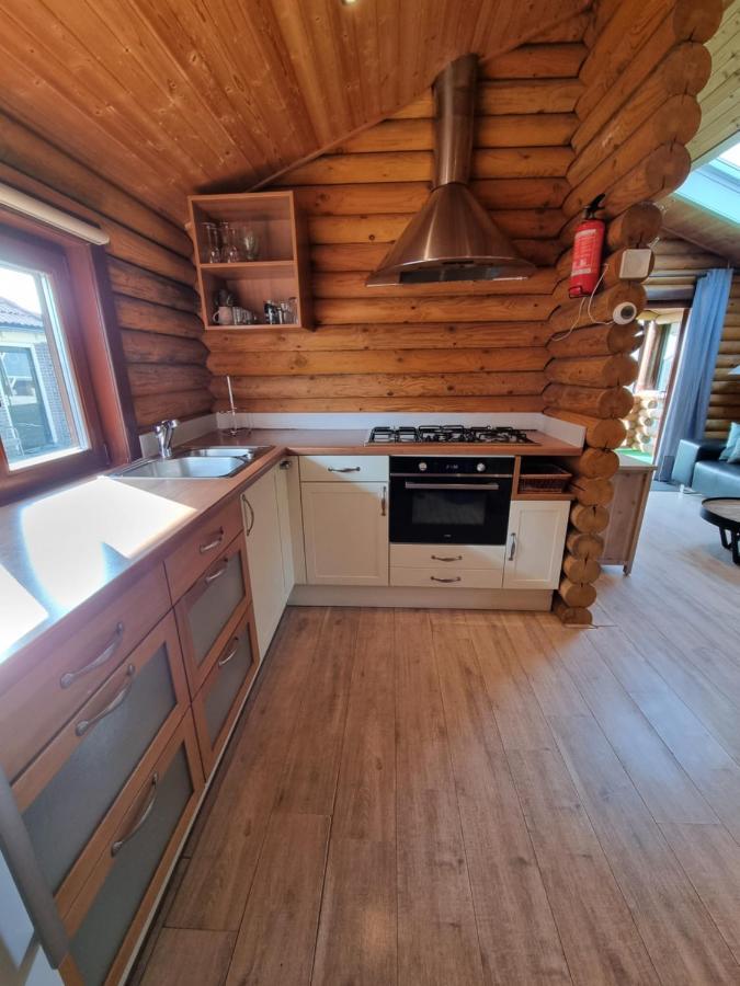 Finse Woning Op Camping De Tulpenweide Breezand Екстериор снимка