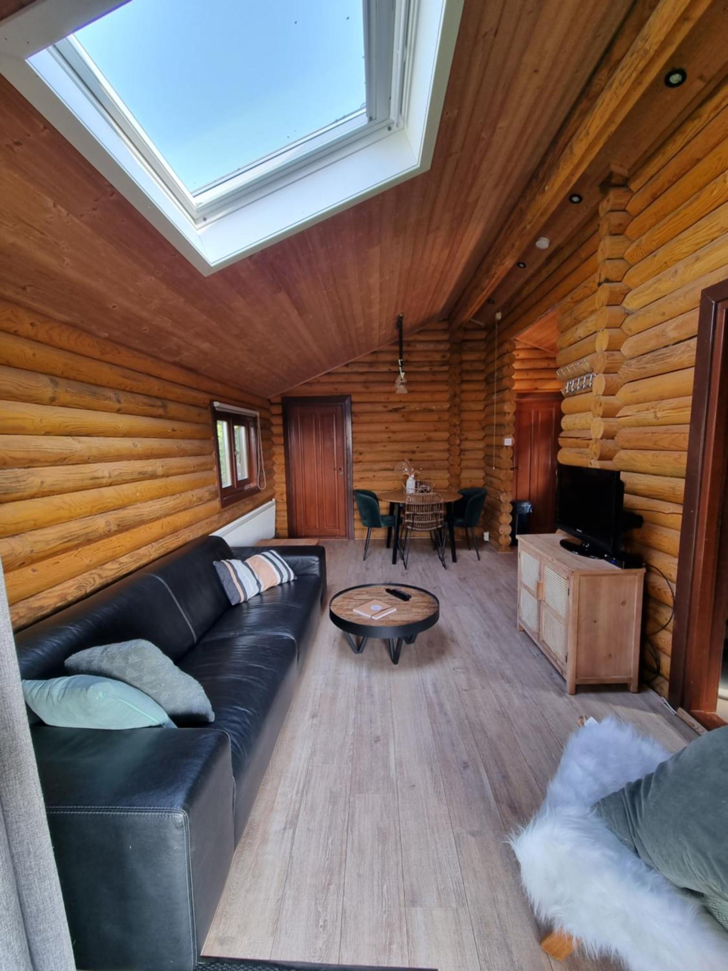 Finse Woning Op Camping De Tulpenweide Breezand Екстериор снимка